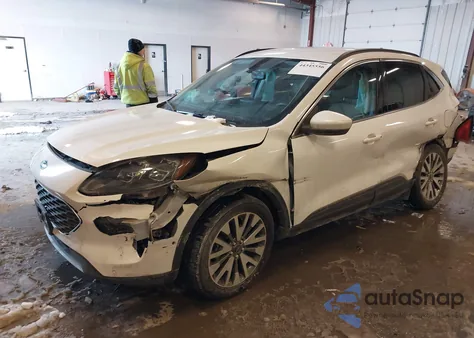 2021 Ford Escape Titanium from USA, damaged, VIN 1FMCU9J96MUA58031